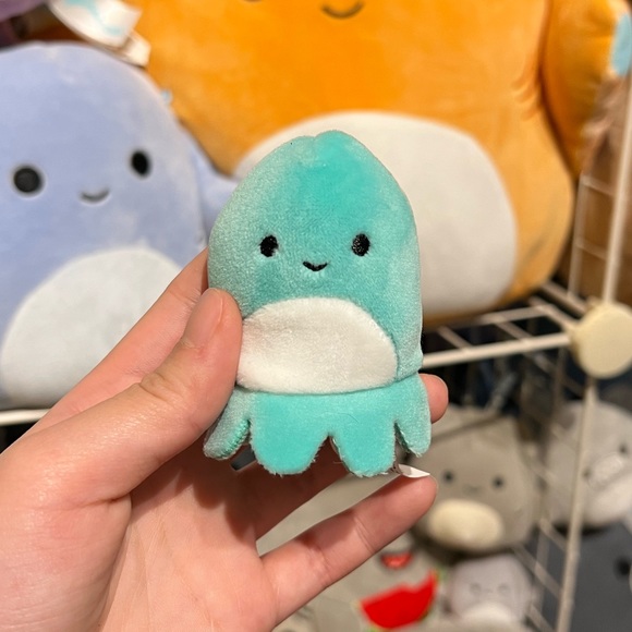 Squishmallows Zobey the Teal Octopus 2" Stuffed Plush Squishville - Picture 2 of 3